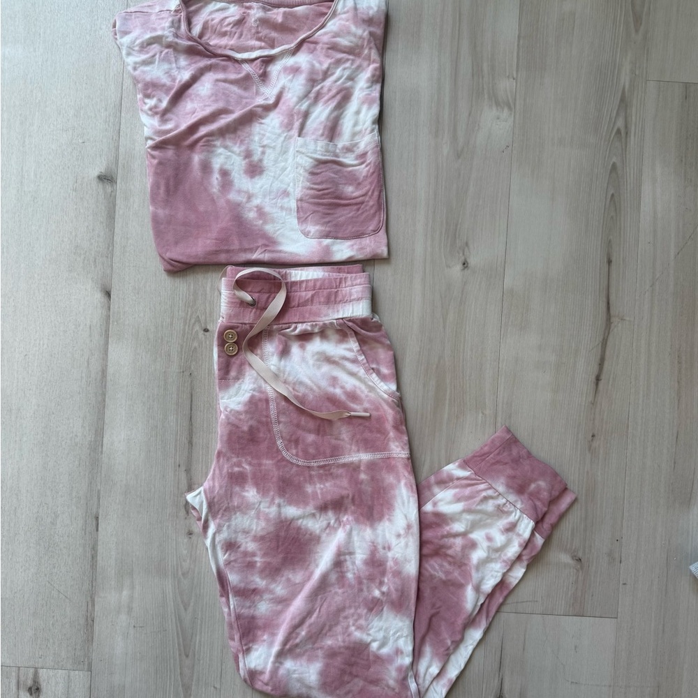 Tie-Dye Pink and White Pajama Set. Lates by Kate